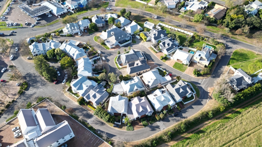 2 Bedroom Property for Sale in Paradyskloof Western Cape